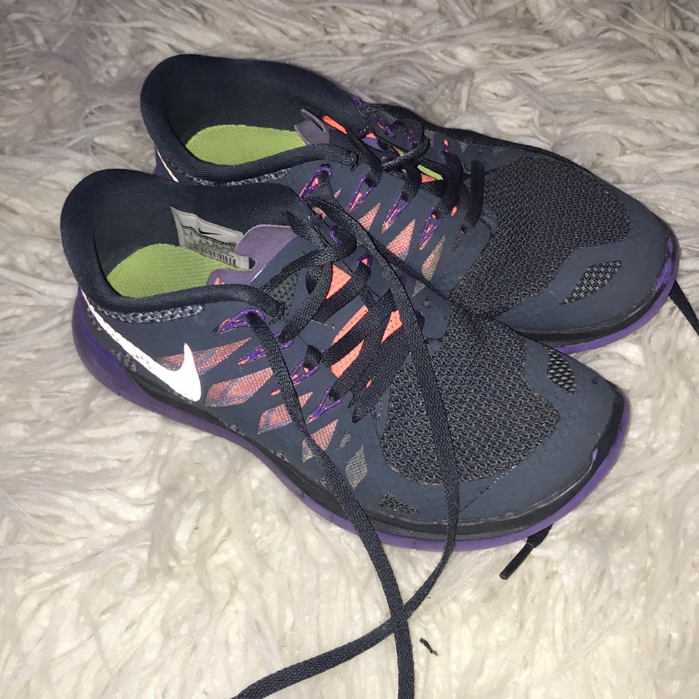 Nike shoes